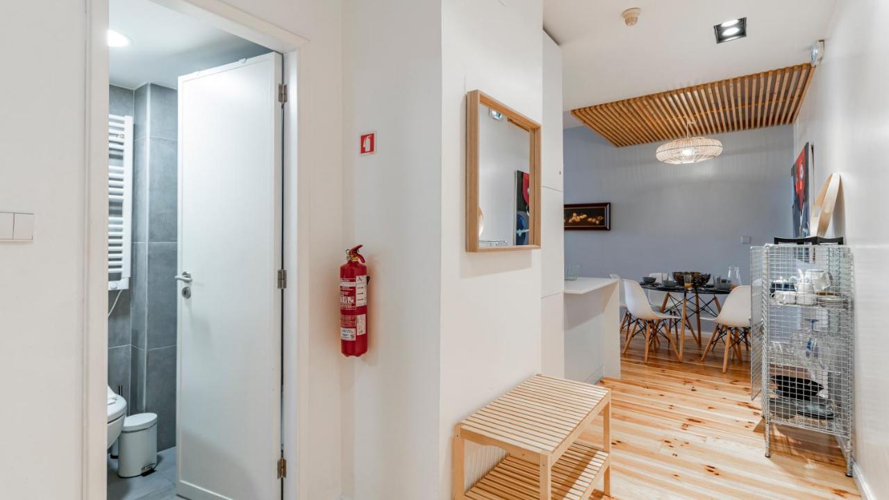 Fernandes Tomas 424 By Lovelystay Porto Bagian luar foto