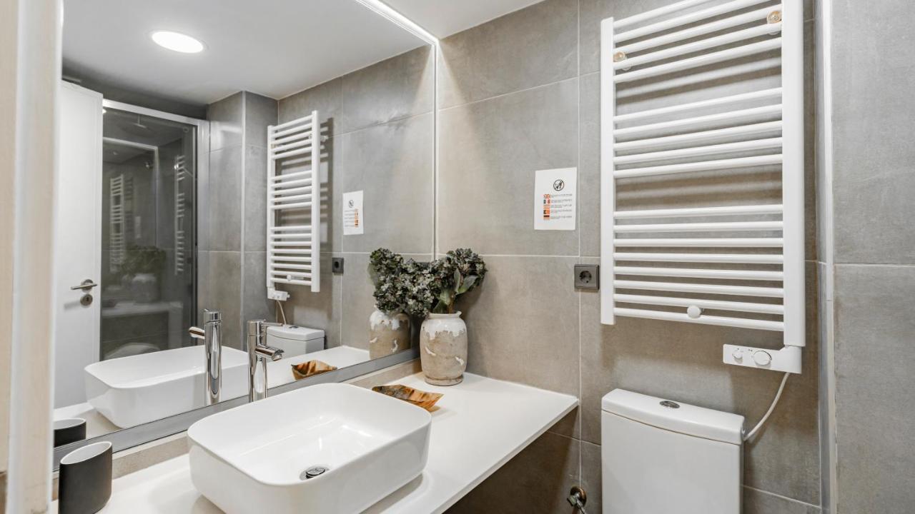 Fernandes Tomas 424 By Lovelystay Porto Bagian luar foto