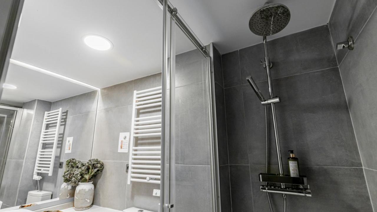 Fernandes Tomas 424 By Lovelystay Porto Bagian luar foto