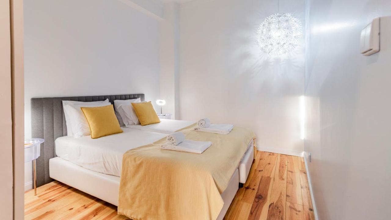 Fernandes Tomas 424 By Lovelystay Porto Bagian luar foto